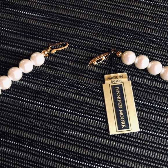 Faux Pearl Necklace ~ Vintage - Picture 5 of 6